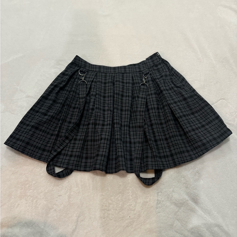 Hot Topic Plaid Mini Skirt​​​​